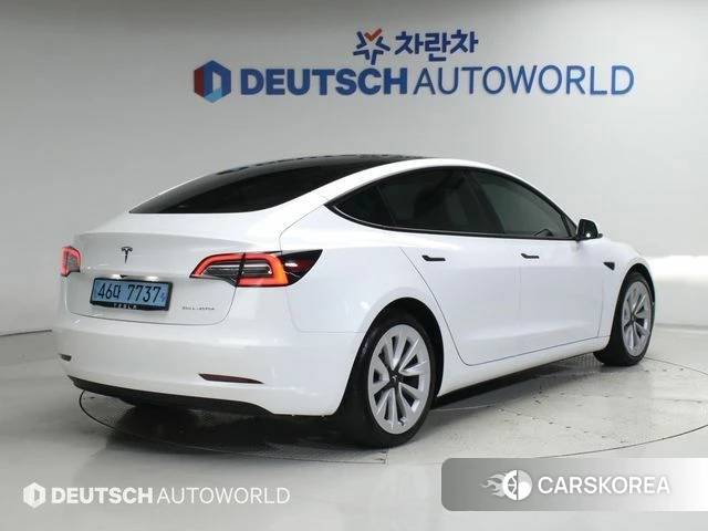 Tesla Model 3 2021 Белый из Кореи, фото 4