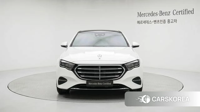 Mercedes-Benz E-Class W214 2026 Белый из Кореи, фото 5