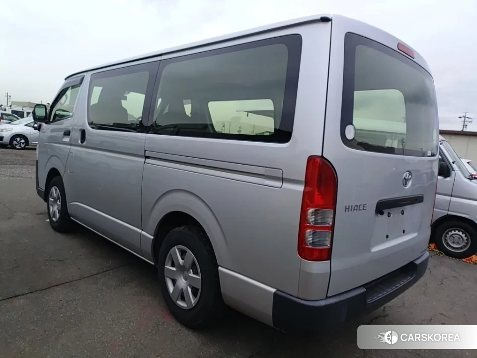 Toyota HiAce Van 2020 из Японии, фото 3