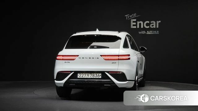 Genesis GV70 id 4996577 из Кореи 23