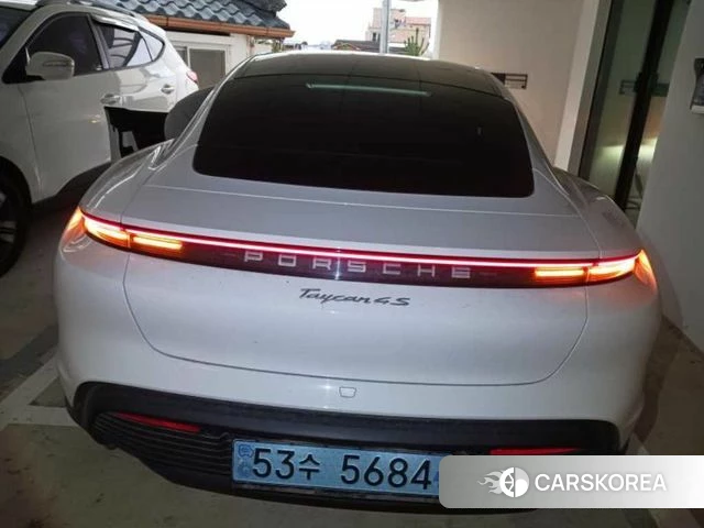 Porsche Taycan 2021 Белый из Кореи, фото 4