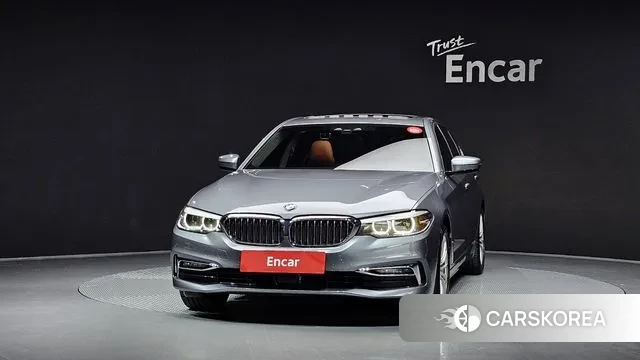 BMW 5 Series (G30) id 3391152 из Кореи 13