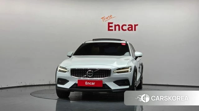 Volvo V60 Cross-Country 2nd Generation id 5035195 из Кореи 23