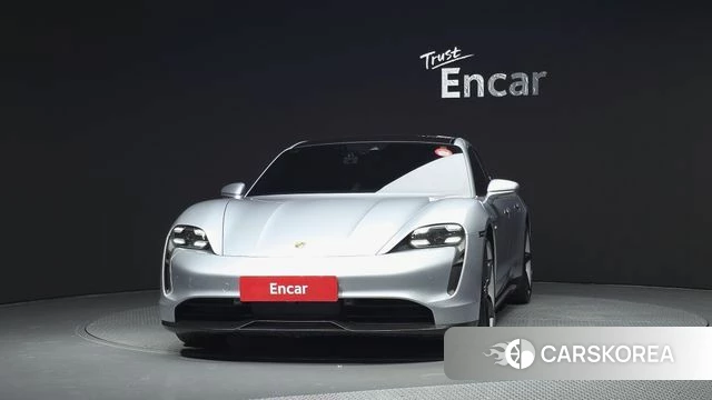 Porsche Taycan id 4923256 из Кореи 23