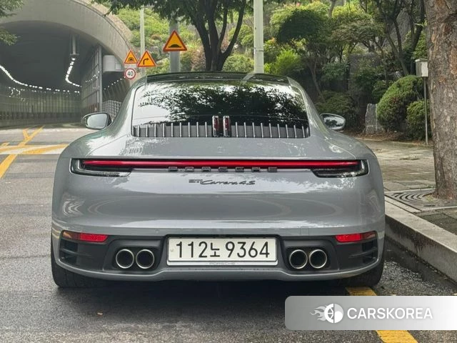 Porsche 911(992) id 4746401 из Кореи 13