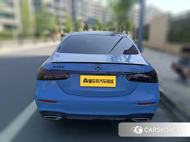 Mercedes-Benz E-Class 2021 Синий из Китая, фото 3