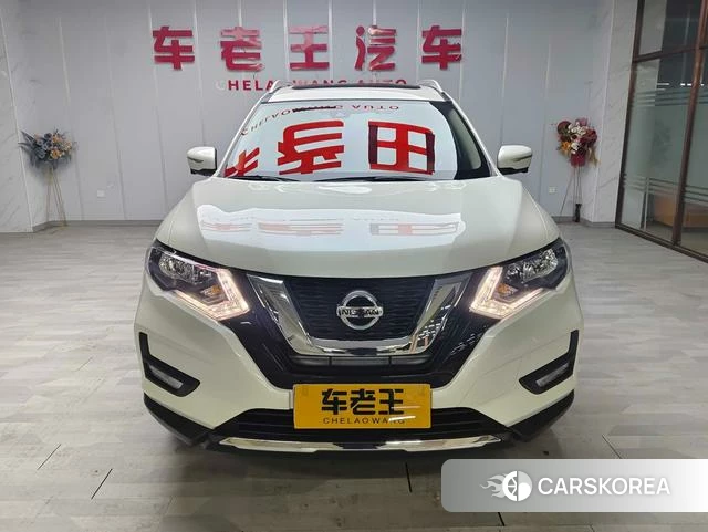 Nissan X-Trail 2021 Белый из Китая, фото 3