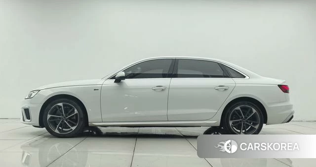 Audi A4L 2021 Белый из Китая, фото 3