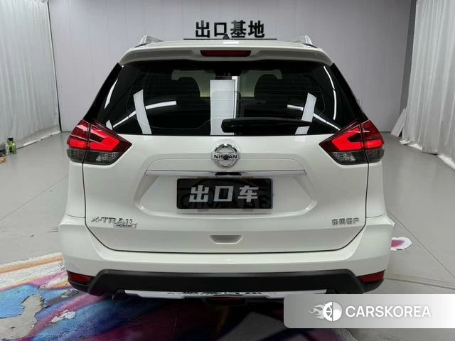 Nissan X-Trail 2022 Белый из Китая, фото 3