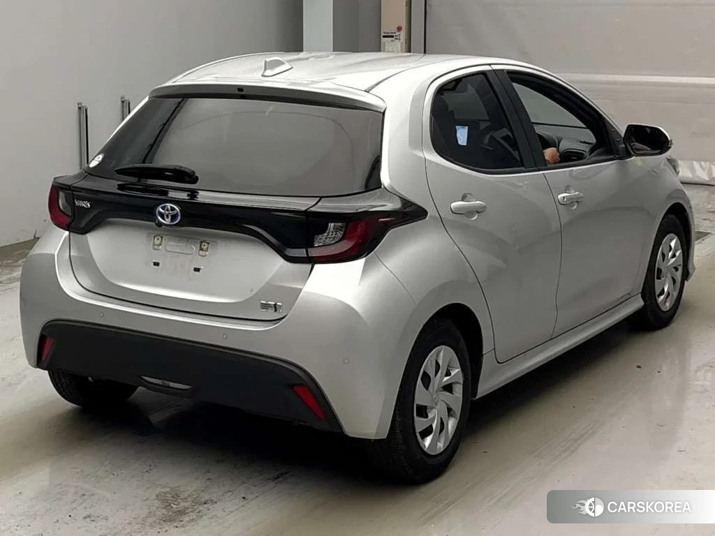 Toyota Yaris 2021 из Японии, фото 3