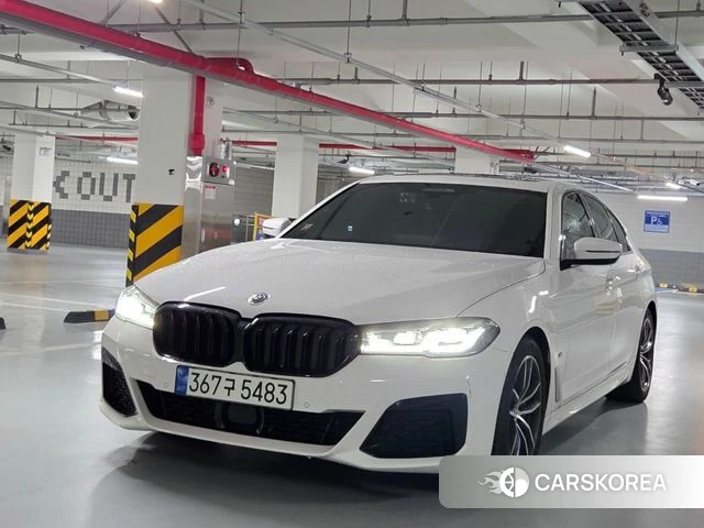 BMW 5 Series (G30) 2022 Белый из Кореи, фото 4
