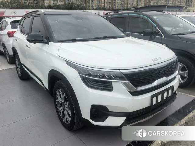 Kia KX3 2021 Белый из Китая, фото 3