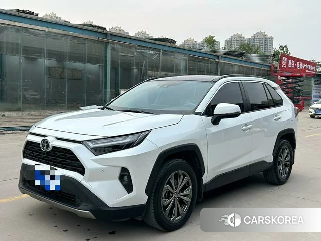 Toyota RAV4 2024 Белый из Китая, фото 3