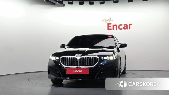 BMW 5 Series (G60) id 5021398 из Кореи 13