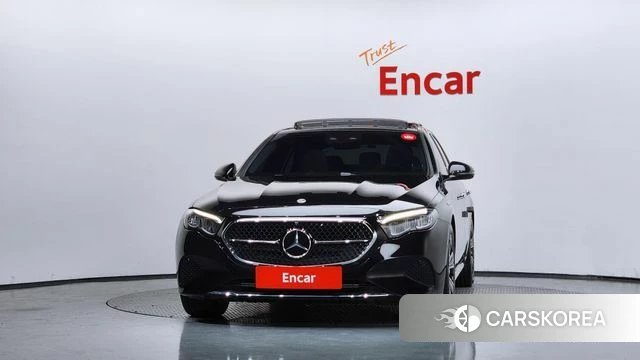 Mercedes-Benz E-Class W214 id 4724848 из Кореи 23