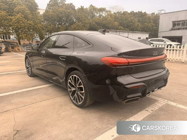 Audi A5L 2026 Черный из Китая, фото 3