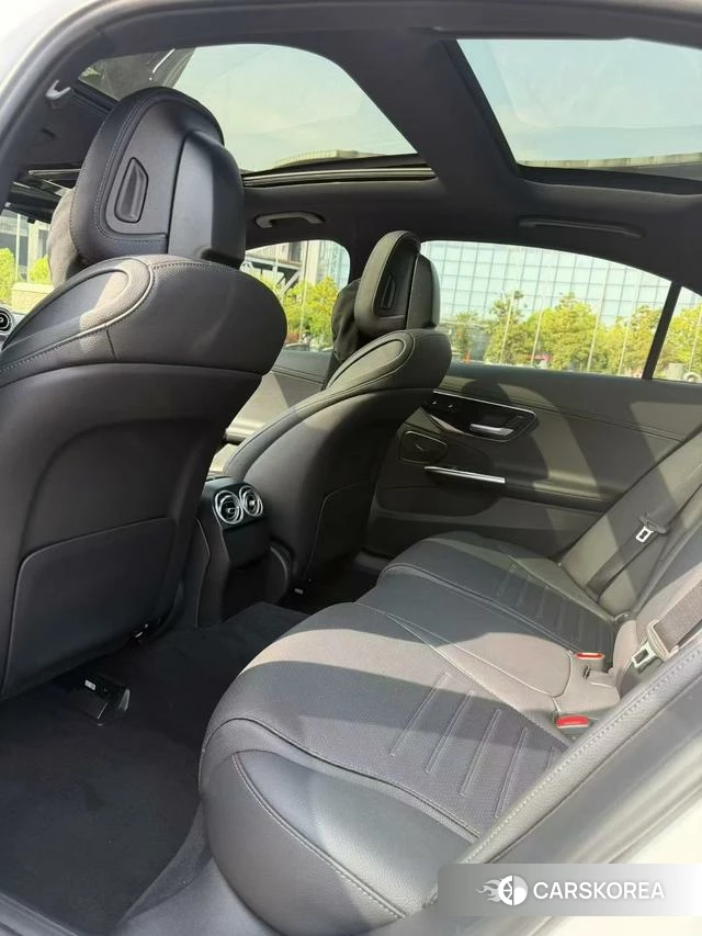 Mercedes-Benz C-class 2023 Белый из Китая, фото 3