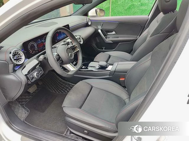 Mercedes-Benz A-Class 2023 Белый из Китая, фото 3