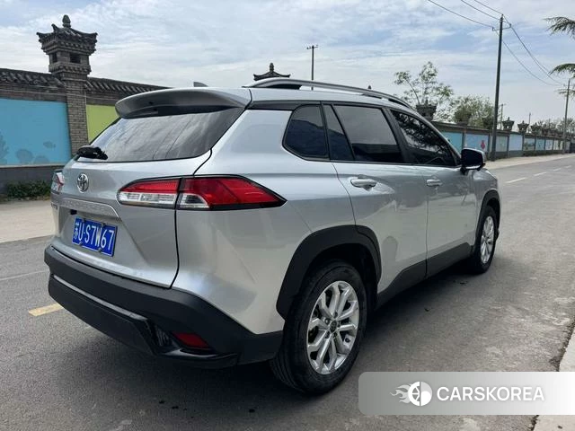 Toyota Frontlander 2023 Серебристо-серый из Китая, фото 3
