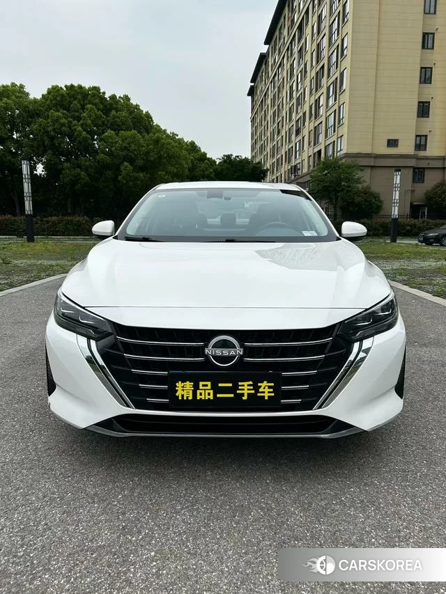 Nissan Sylphy 2024 Белый из Китая, фото 3