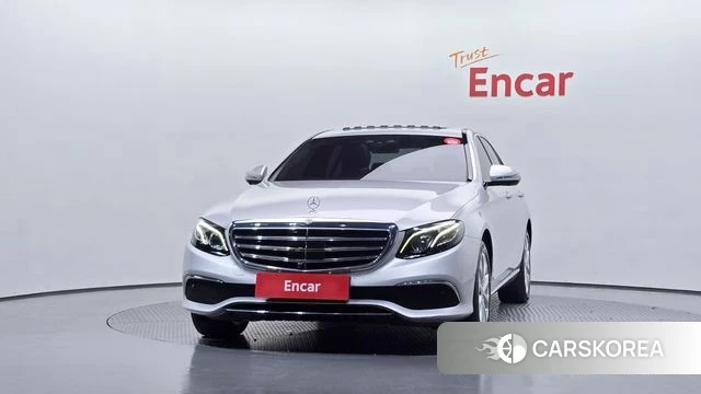 Mercedes-Benz E-Class W213 id 4918267 из Кореи 23