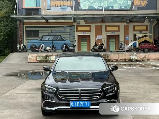 Mercedes-Benz E-Class 2023 Черный из Китая, фото 3