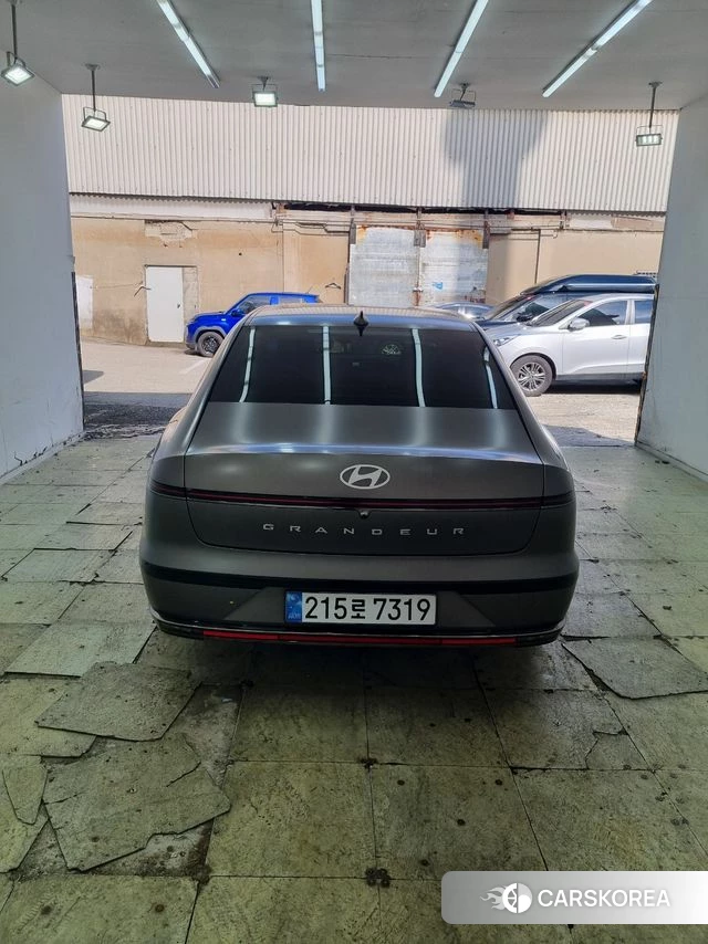 Hyundai Grandeur (GN7) id 5021714 из Кореи 12