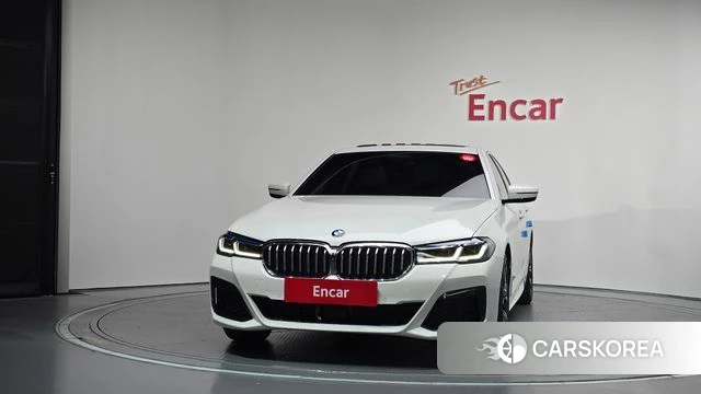 BMW 5 Series (G30) id 5021910 из Кореи 23