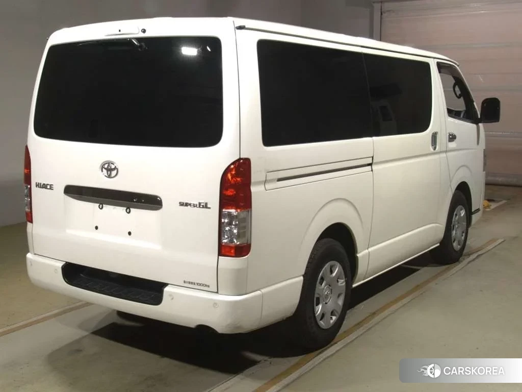 Toyota HiAce Van 2023 из Японии, фото 3
