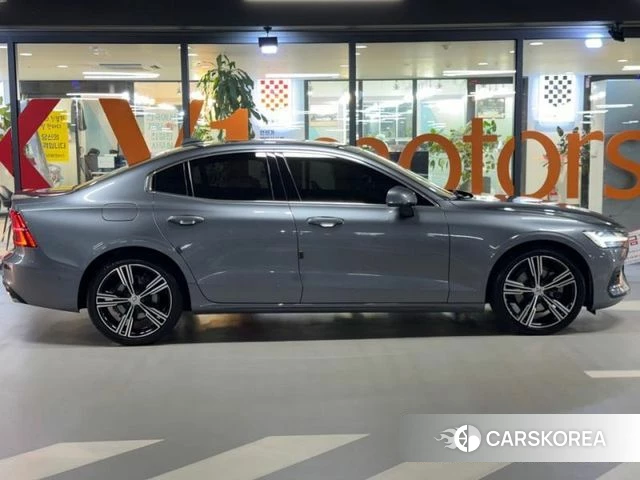 Volvo S60 3rd generation id 4915750 из Кореи 13