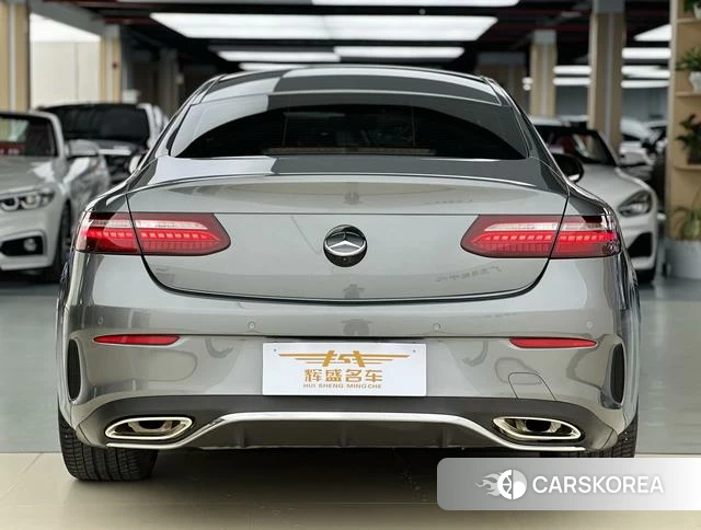 Mercedes-Benz E-Class 2021 Темно-серый из Китая, фото 3