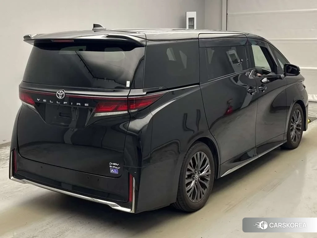 Toyota Vellfire 2023 из Японии, фото 3