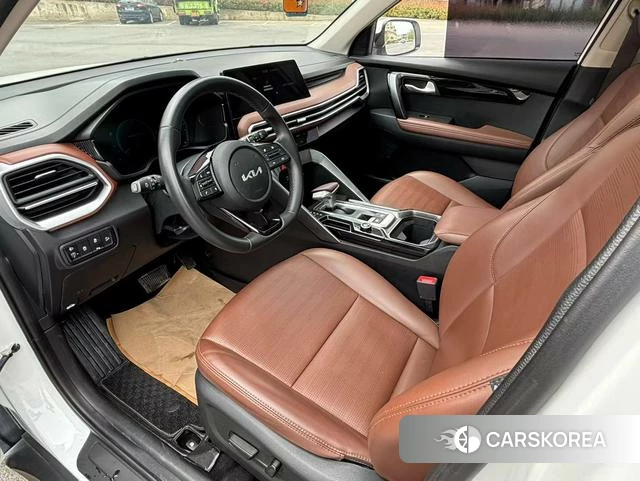 Kia Sportage 2023 Белый из Китая, фото 3
