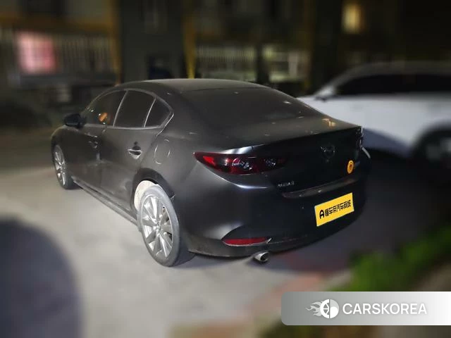 Mazda 3 2021 Темно-серый из Китая, фото 3