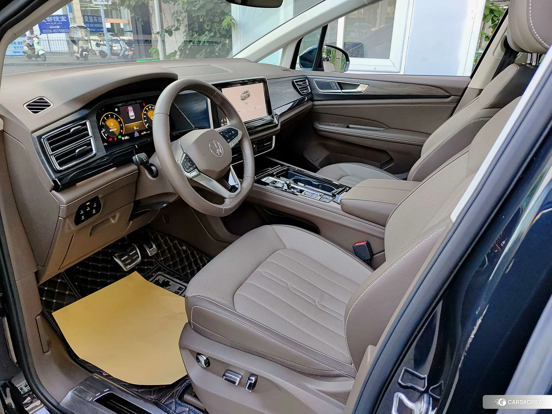 Volkswagen Viloran 2023 Черный из Китая, фото 4