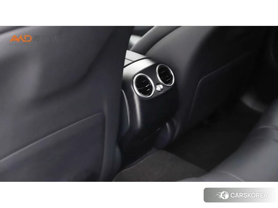 Mercedes-Benz GLC 2021 Белый из Китая, фото 3