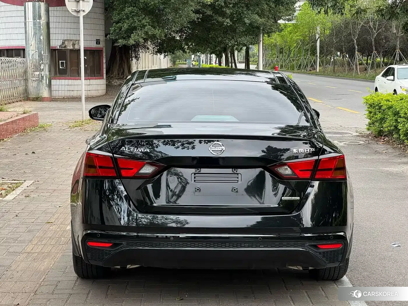 Nissan Altima 2022 Черный из Китая, фото 3