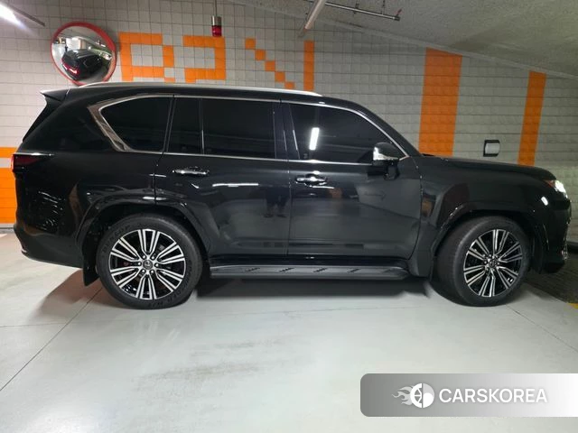 Lexus LX 4th Generation 2026 Черный из Кореи, фото 3