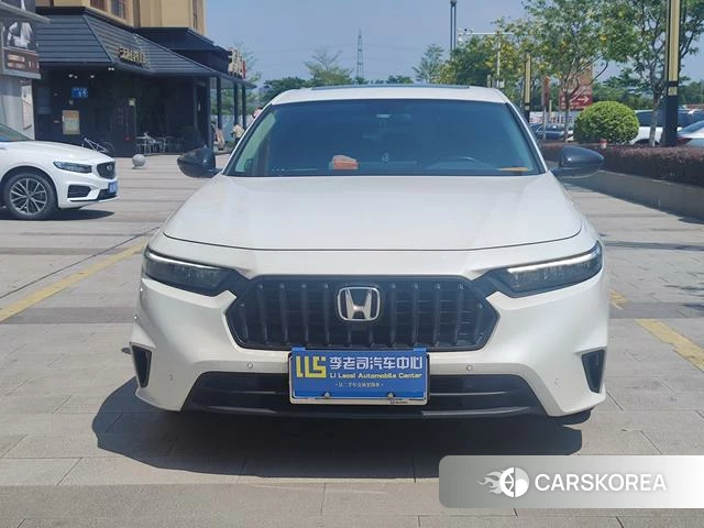 Honda Inspire 2024 Белый из Китая, фото 3