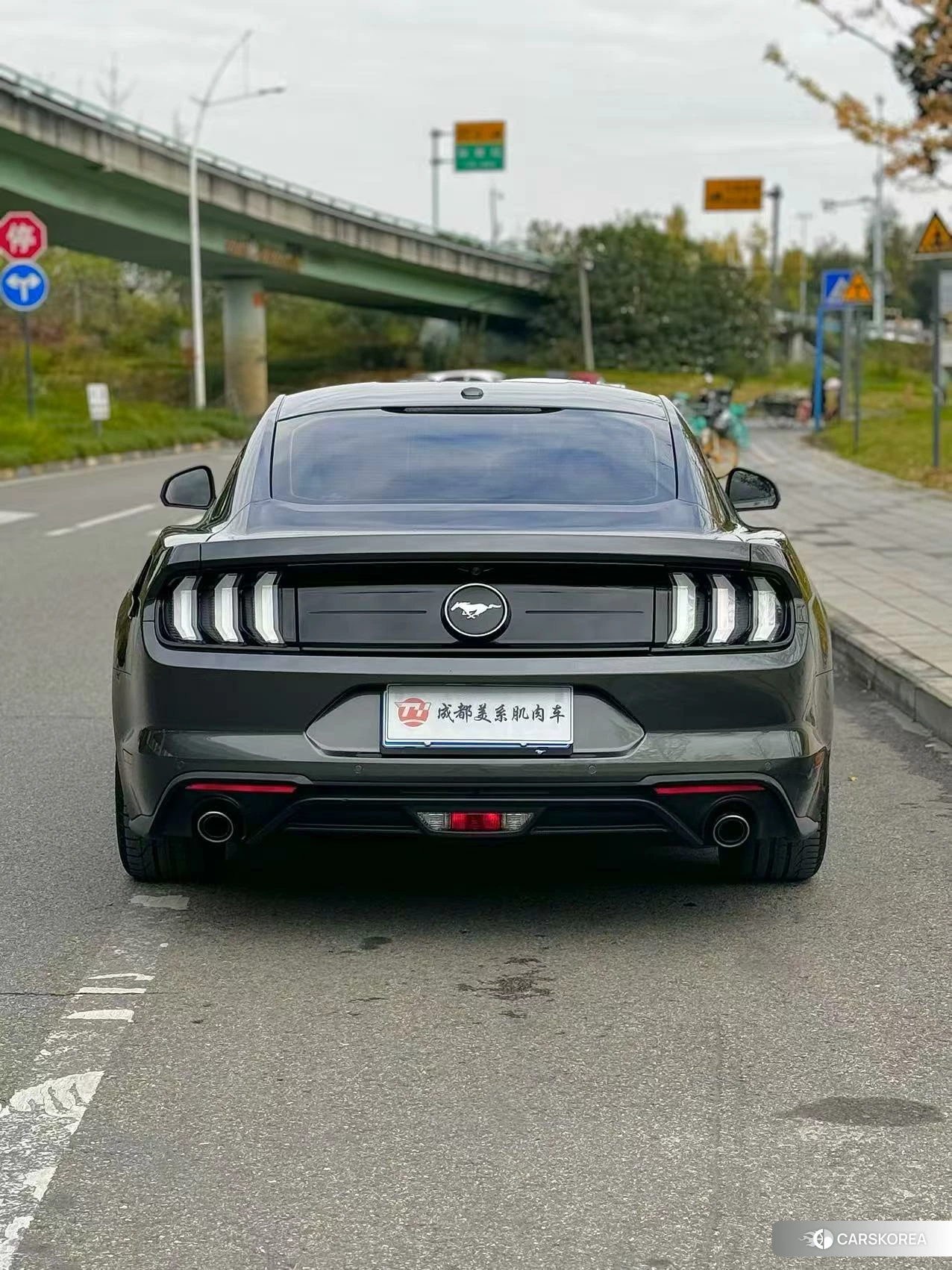 Ford Mustang 2020 Черный из Китая, фото 3