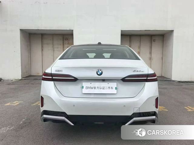 BMW 5 series 2025 Белый из Китая, фото 3