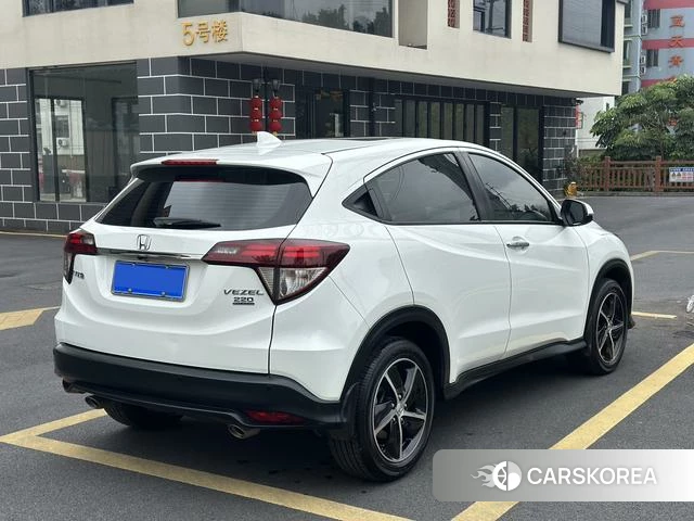 Honda Vezel 2021 Белый из Китая, фото 5