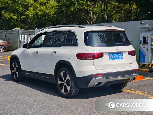 Mercedes-Benz GLB 2023 Белый из Китая, фото 3