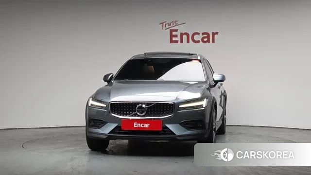 Volvo V60 Cross-Country 2nd Generation id 3697592 из Кореи 13