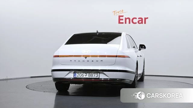 Hyundai Grandeur (GN7) id 5045783 из Кореи 23