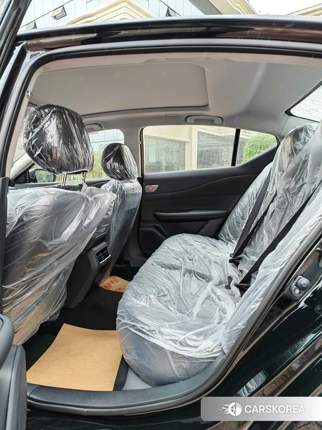 Nissan Altima 2026 Черный из Китая, фото 3