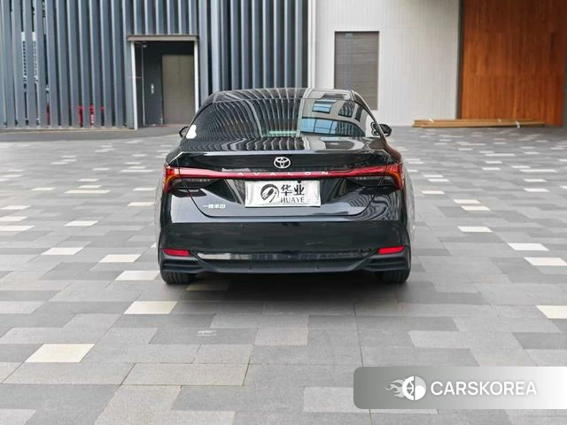 Toyota Avalon 2024 Черный из Китая, фото 3