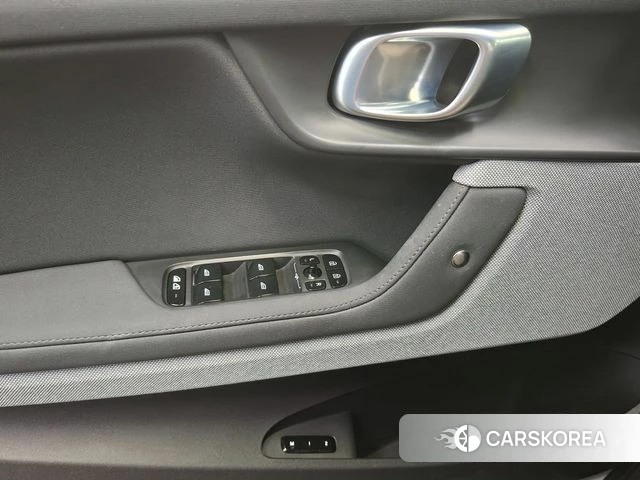 Polestar Polestar 2 id 4942422 из Кореи 13
