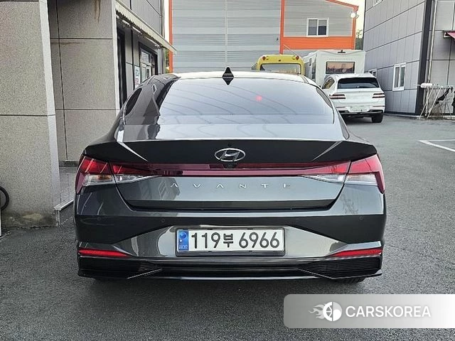 Hyundai Avante Hybrid (CN7) id 5053834 из Кореи 13