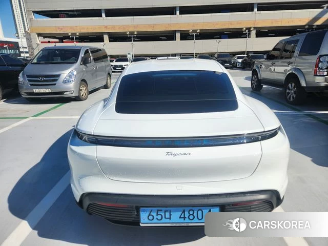 Porsche Taycan 2025 Белый из Кореи, фото 3